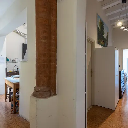 Guest house Le Stanze Nel Ghetto, By Short Holidays *