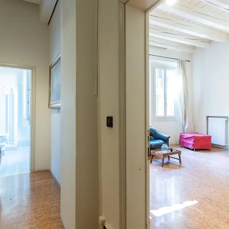 Guest house Le Stanze Nel Ghetto, By Short Holidays Bologna