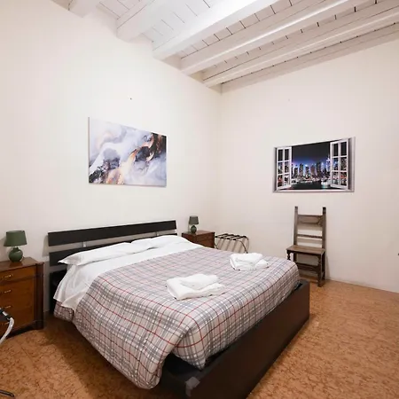 Le Stanze Nel Ghetto, By Short Holidays Bologna
