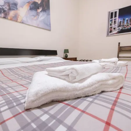 Le Stanze Nel Ghetto, By Short Holidays Guest house *