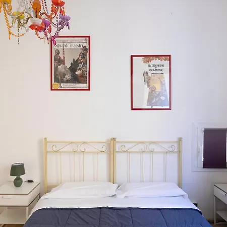 Le Stanze Nel Ghetto, By Short Holidays Guest house *
